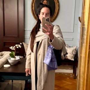 Meet your Posher, Elizabeth